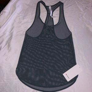 BRAND NEW- lululemon 105 Singlet